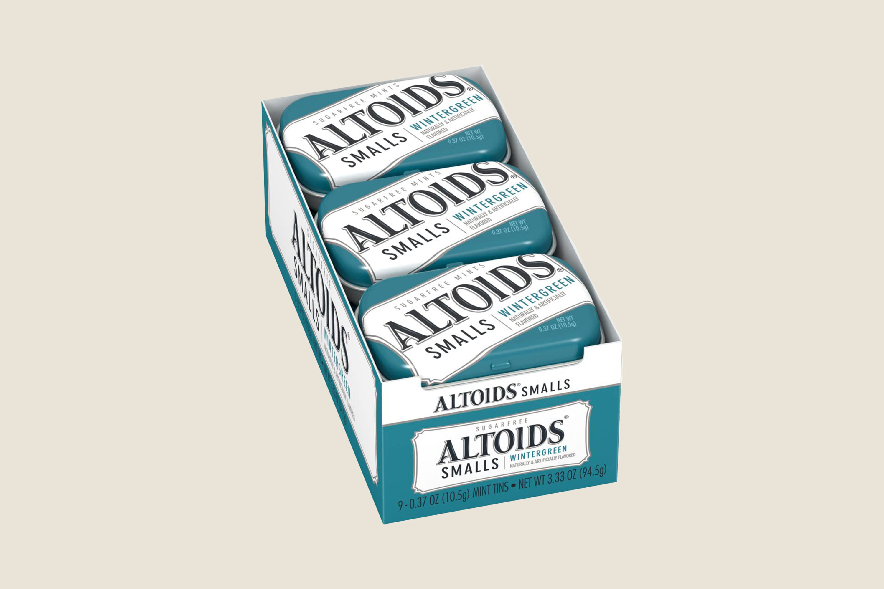 A jumbo pack of Altoids smalls.