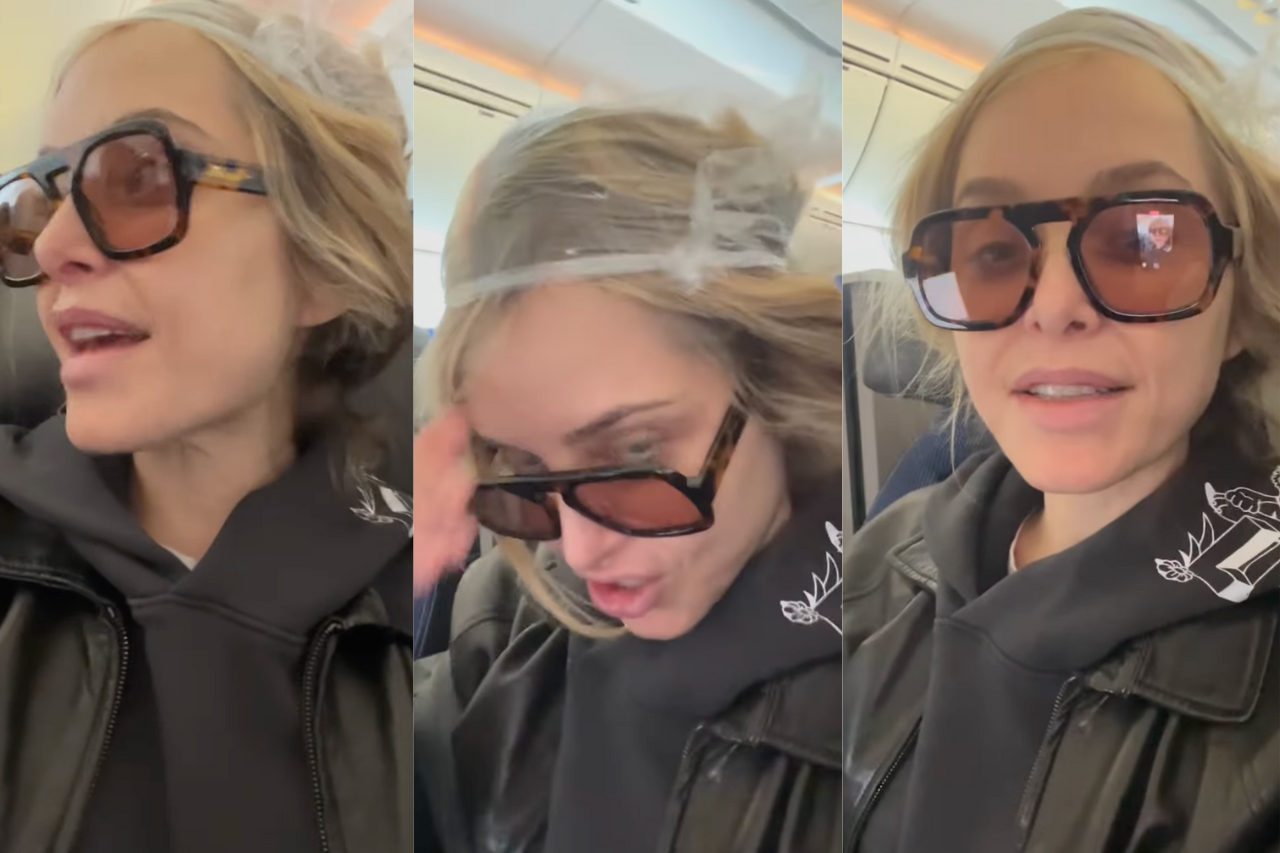 Screenshots showing Jenny Mollen wearing a small plastic bag on her head midflight after she revealed she had lice.