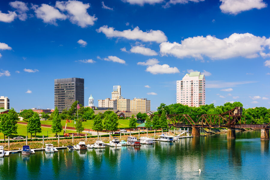 The Picturesque Georgia City Famous for Alligators and James Brown