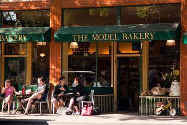 Model Bakery