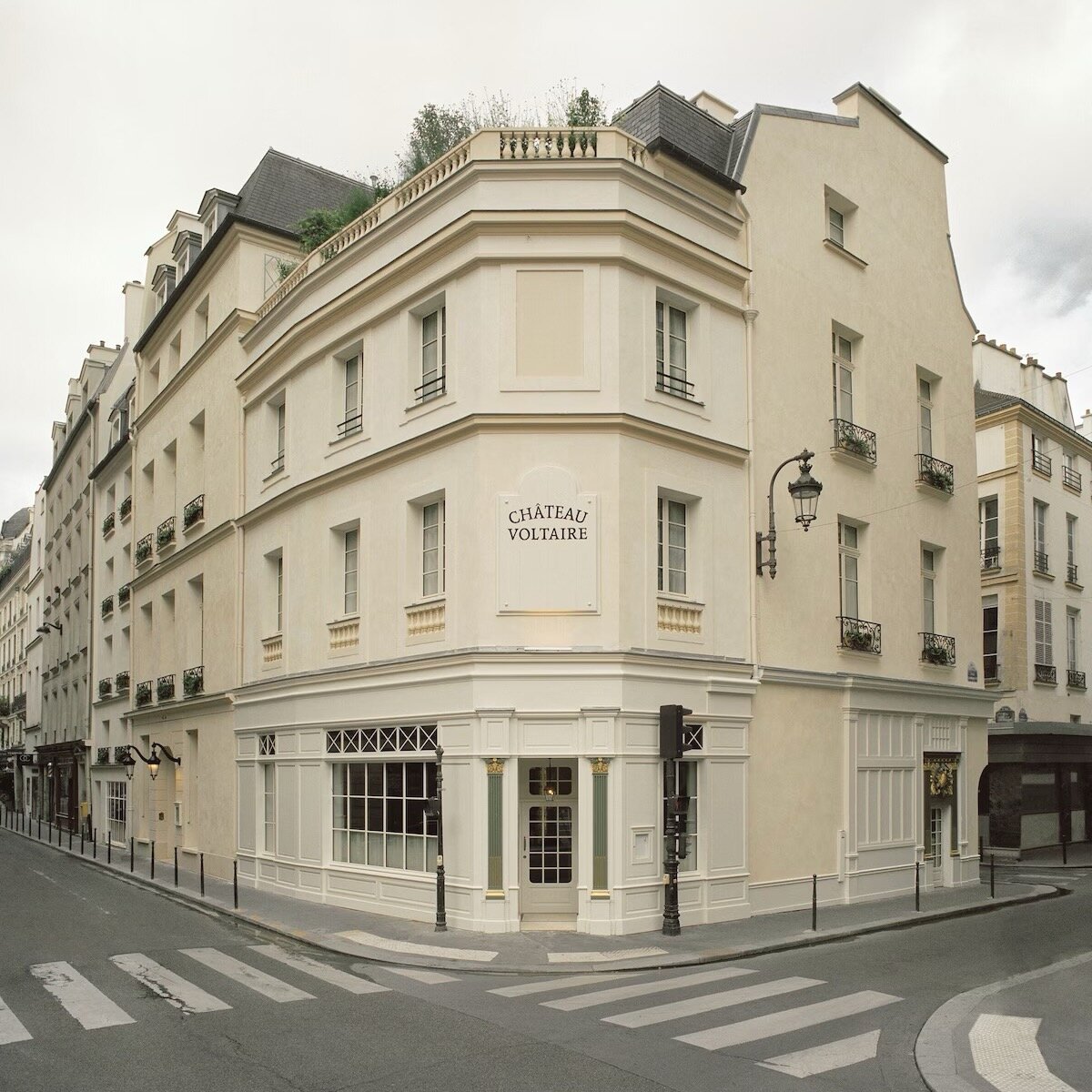 Main Image