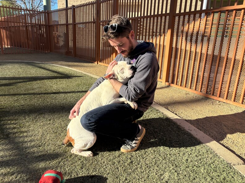 ザ―ちゃんのハグ