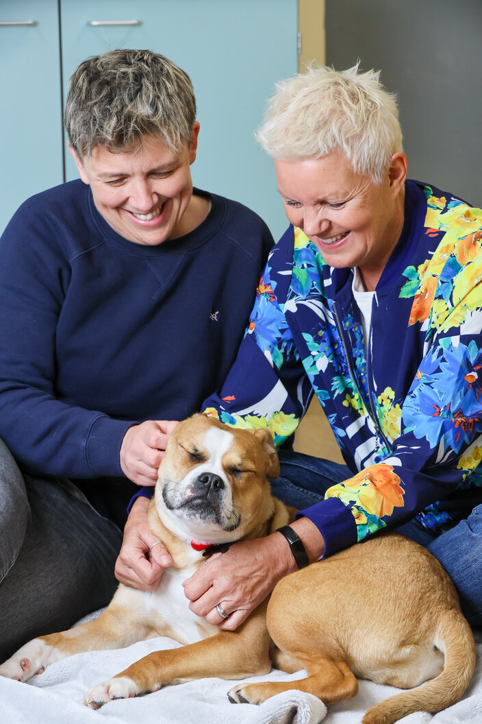 puppy with new parents