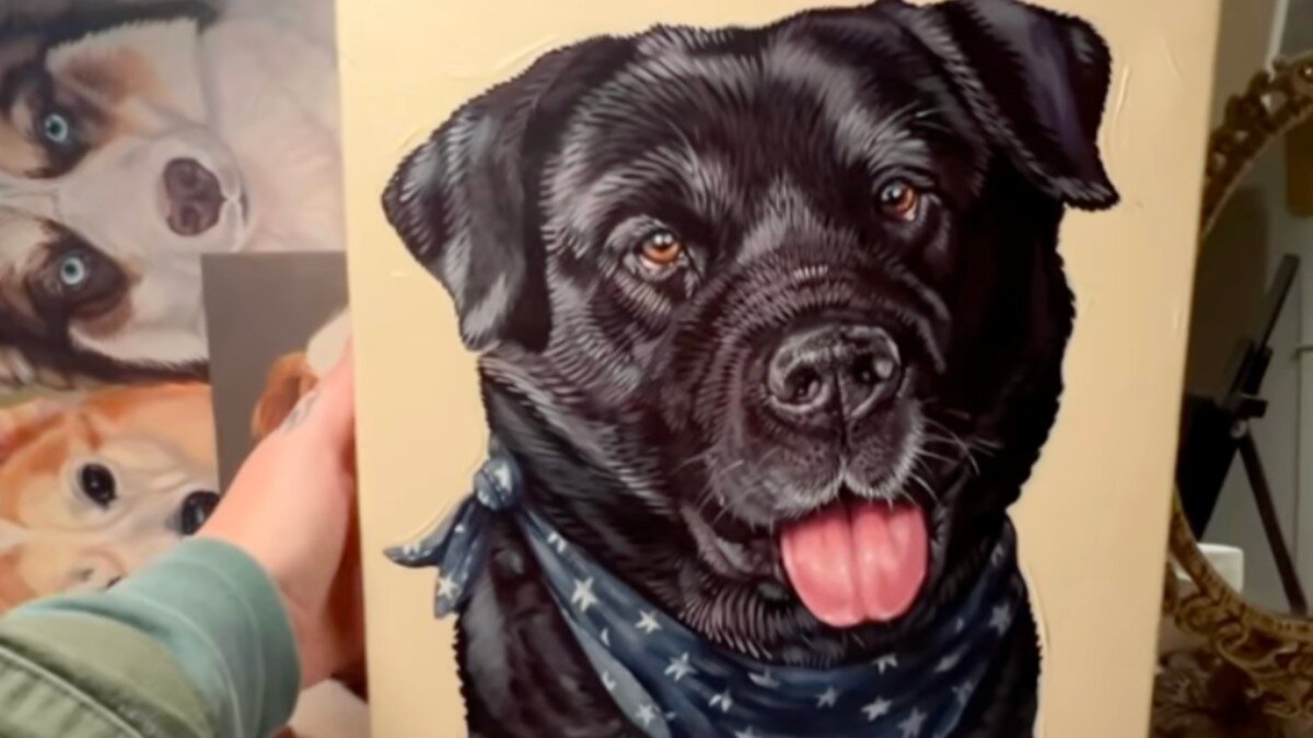 Pet Parent Feels Seen When Artist Adds Surprise 'Little Guy' On Back Of Dog Port...