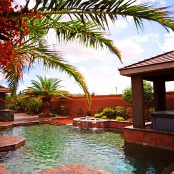 Suited Cribs Travel Thrillist Las Vegas