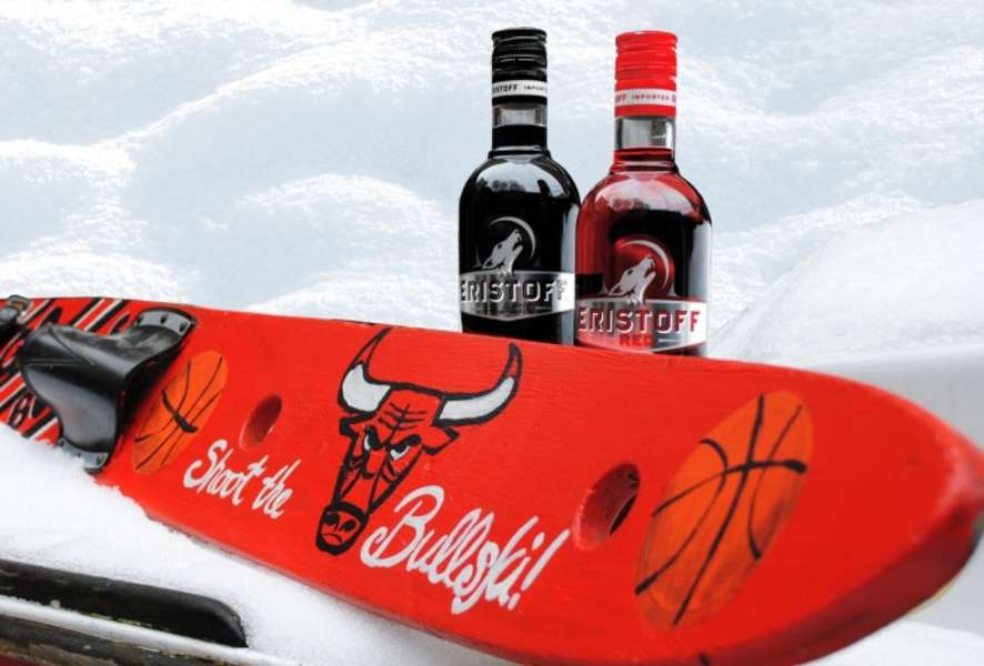 Bulls Bar Bonanza Drink Thrillist Chicago