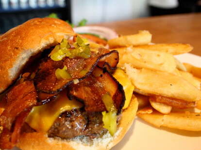 Mission Beach Burger Company - Eat - Thrillist San Diego