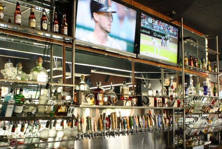 Spinners A Bar in Austin, TX Thrillist