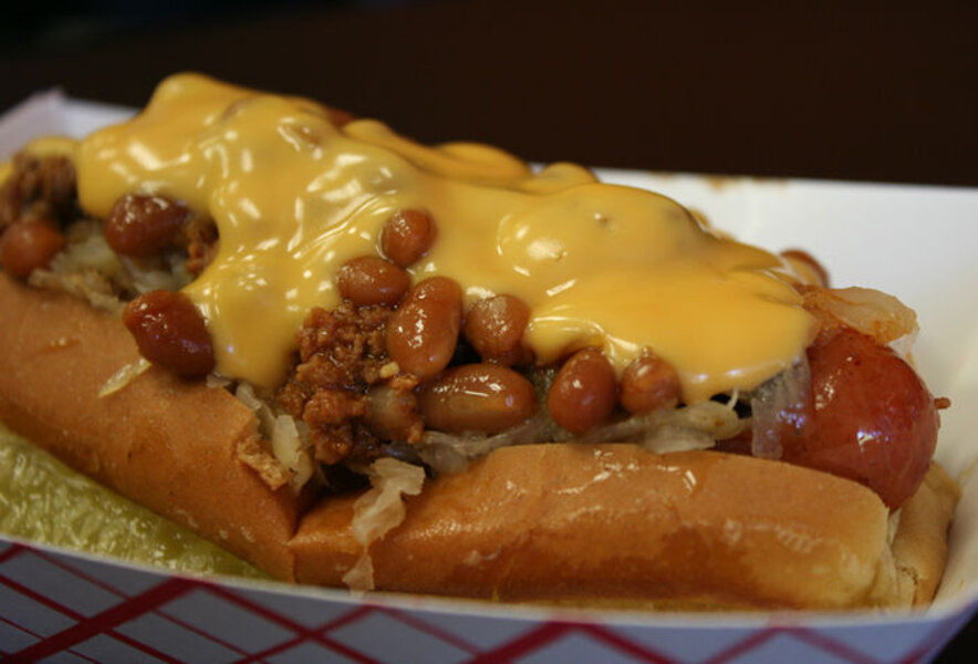 Hot dogs come to the Z - Thrillist