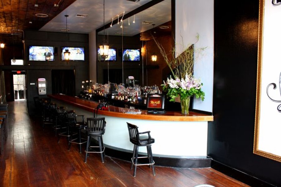 Black Swan Saloon