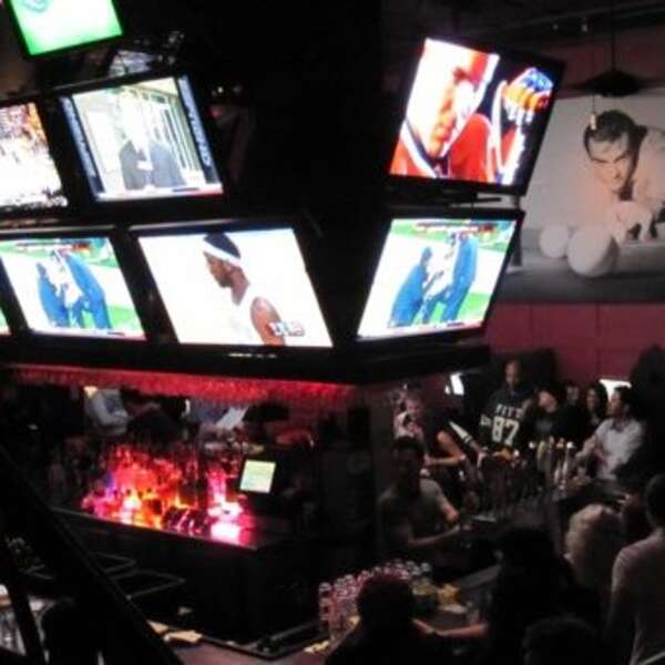 Q's Billiard Club Thrillist Los Angeles