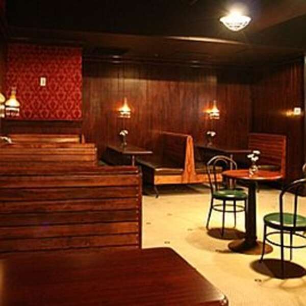 The Varnish A Bar in Los Angeles, CA Thrillist