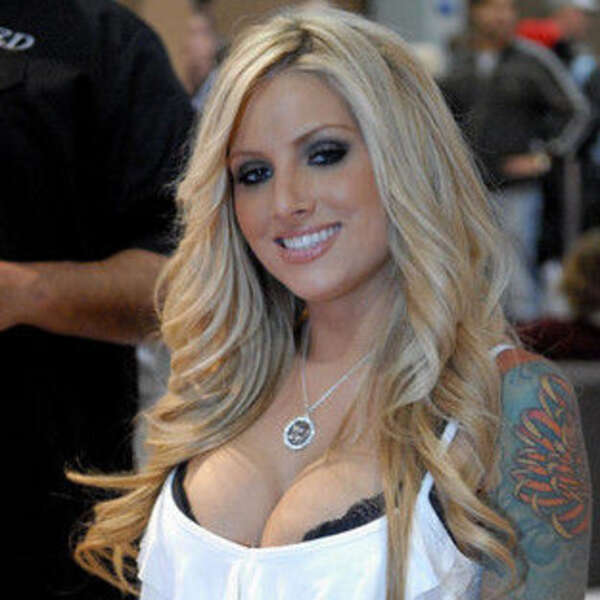 AVN Adult Entertainment Expo Photo Gallery Entertainment Thrillist