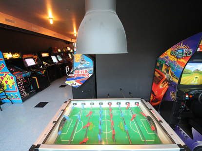 Two-Bits Retro Arcade-NYC-Game