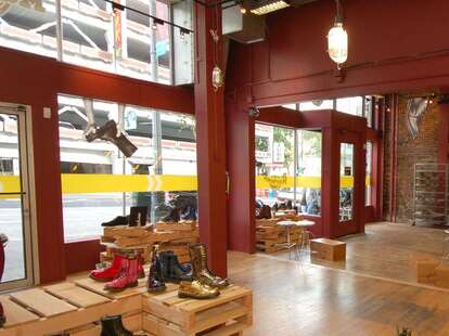 Dr. Martens Pop up Thrillist