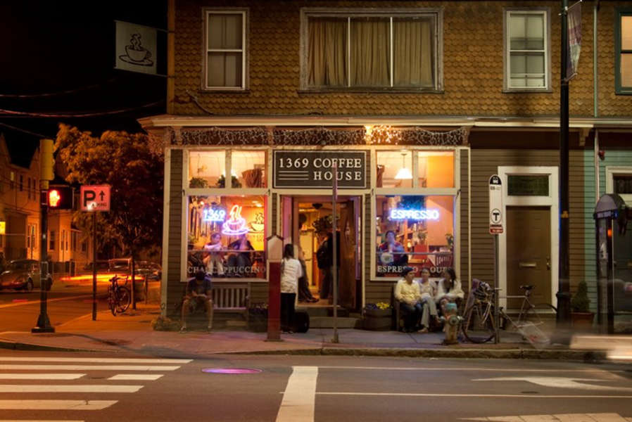 1369 Coffee House A Bar in Cambridge, MA Thrillist