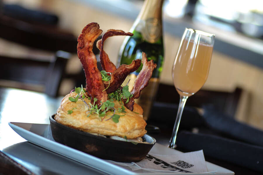 Brunch At MAX's Wine Dive Eat Thrillist Dallas