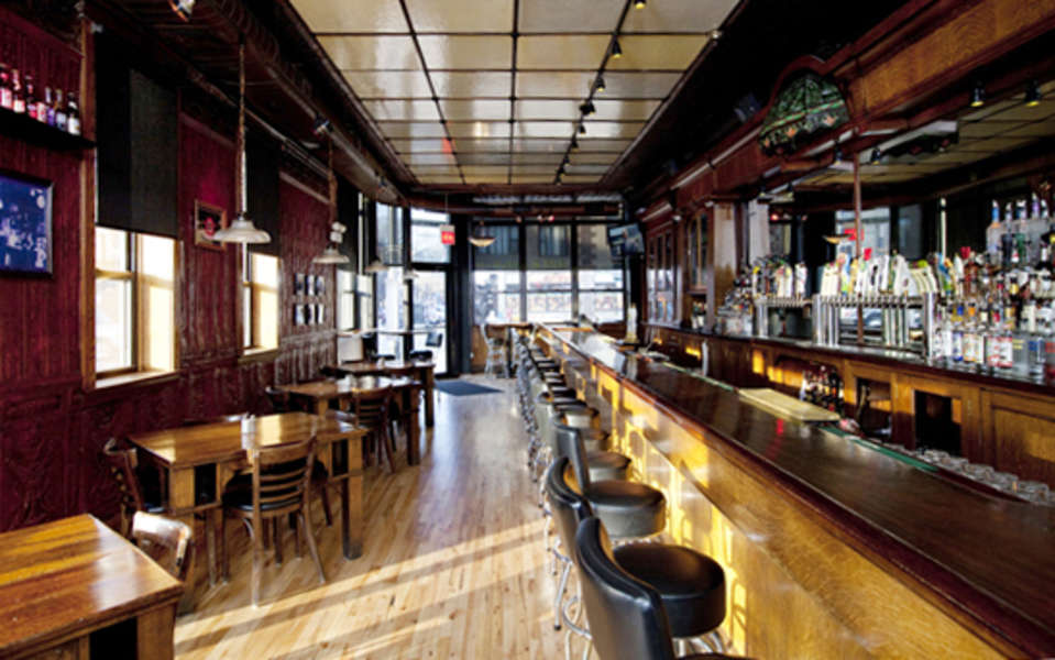 Tuman's Tap & Grill: A Bar in Chicago, IL - Thrillist