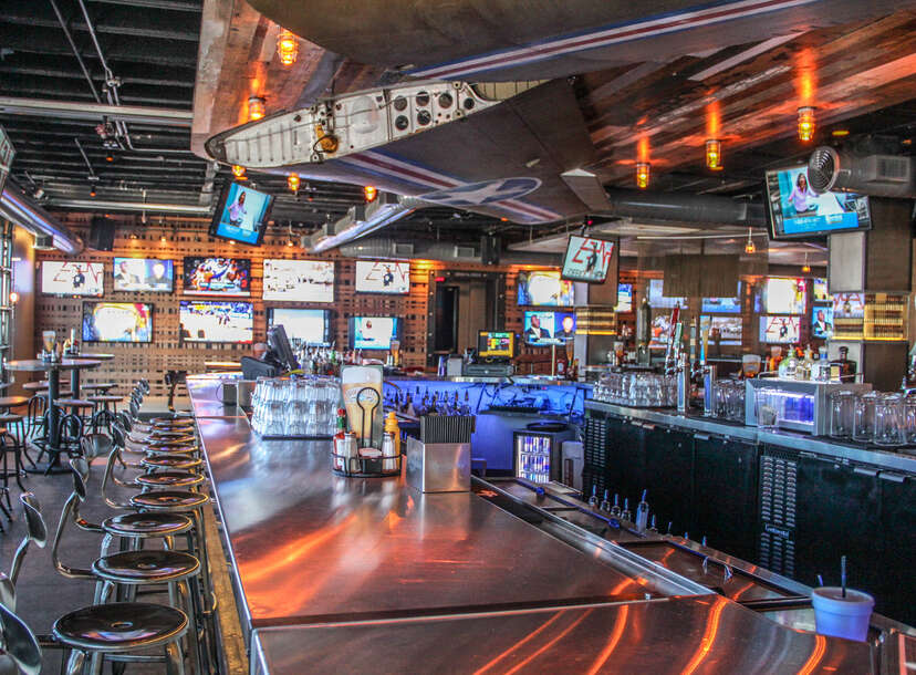 Bombshells bar and grill new arrivals
