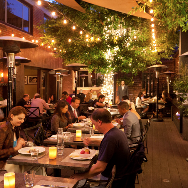 Busby's West - Thrillist Los Angeles