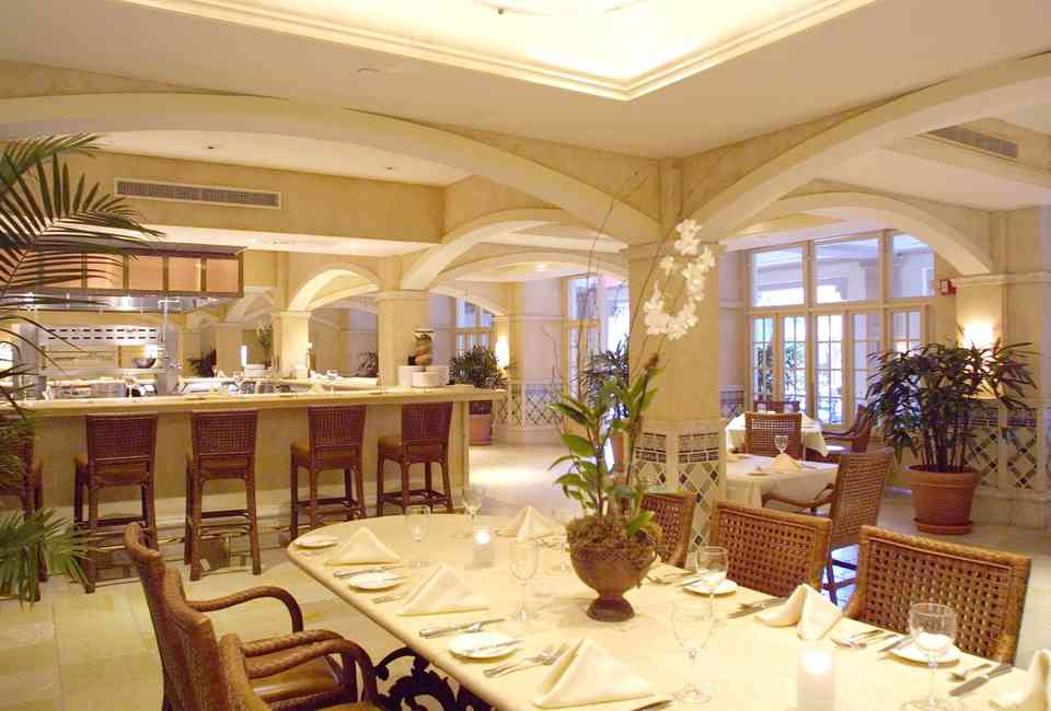 Fontana At The Biltmore Eat Thrillist Miami