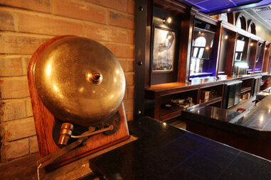 Tommy Knuckles - Eat - Thrillist Chicago