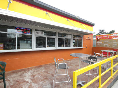 Ben's Brown Bag exterior