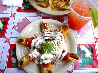Pinches tacos, Los Angeles