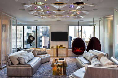 W New York - Times Square Extreme WOW Suite Living room