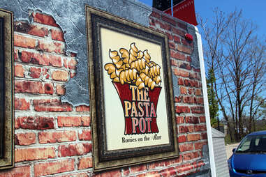 Side of the Pasta Pot Food Truck