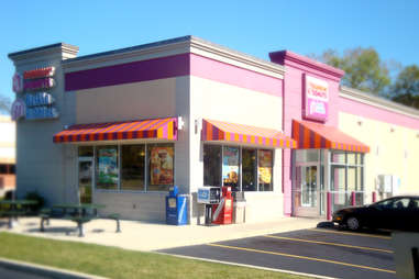 Dunkin Donuts/ Baskin Robbins location