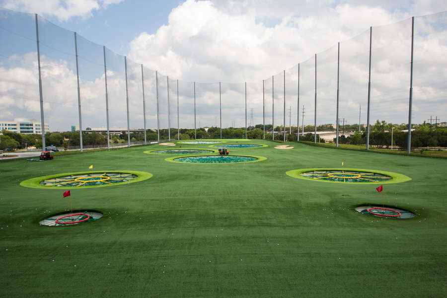 Topgolf: A Bar in Austin, TX - Thrillist