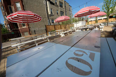 The patio at Parson's Chicken & Fish in Chicago
