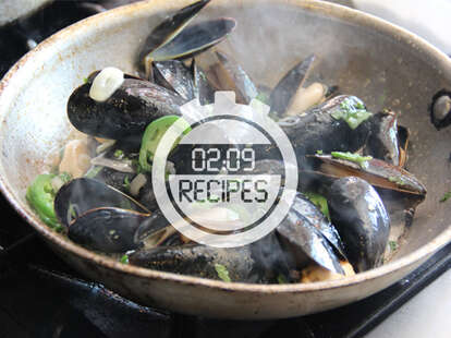 mussels with jalapeno mint butter