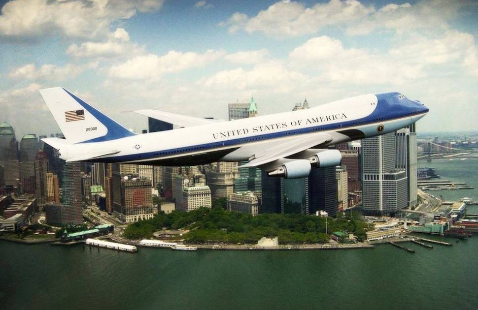 2009 air force one new york best sale