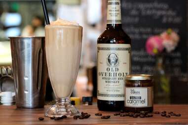 Alcoholic Shakes at Hot Cakes