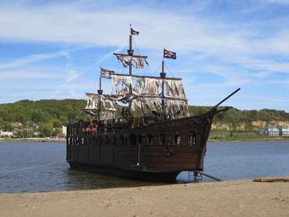 Pirate Ship Life: What It Was Like to Live On a Pirate Ship