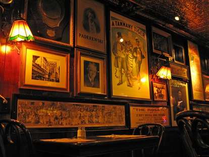 The Irish Pub, Atlantic City, bar, beer, vintage posters