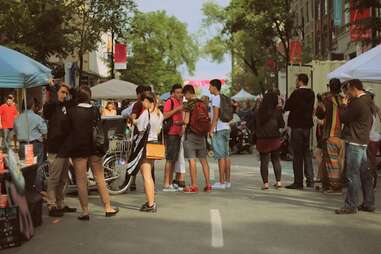Montreal, St. Laurent, walking, city
