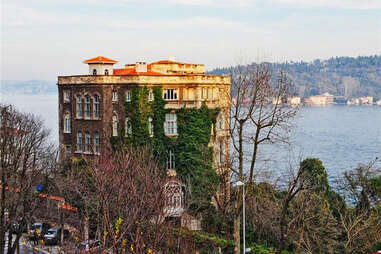 Turkish Mansion Overlooking The Bospherus
