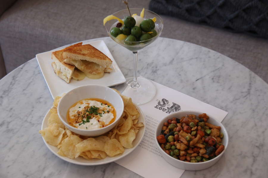 S&R Lounge: A Bar in San Francisco, CA - Thrillist