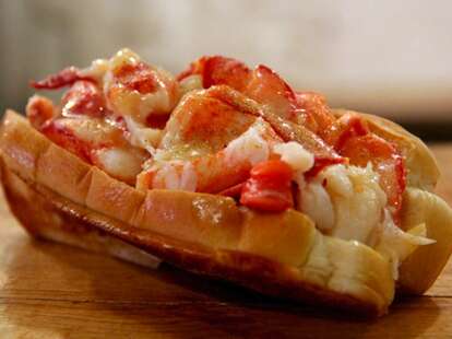 Luke's Lobster Roll - Weekend Playbook