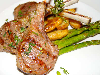 lamp chop with asparagus and potatoes