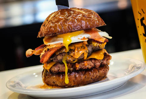 Slater's 50/50 - The all-bacon 'Merica Burger has taken bacon to new ...