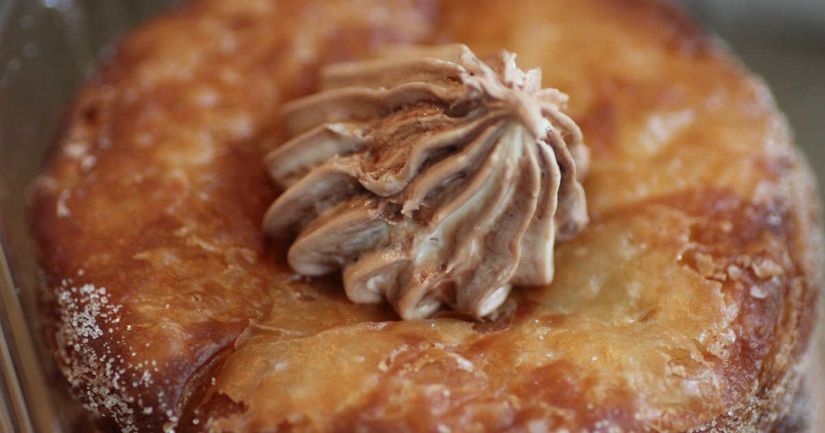 Cronuts Los Angeles In Santa Monica at DK's Donuts & Bakery Thrillist