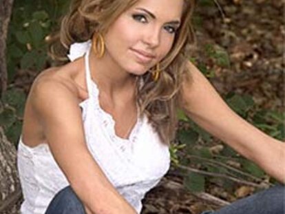 Sexiest Vegetarian Next Door '08 - Thrillist Nation