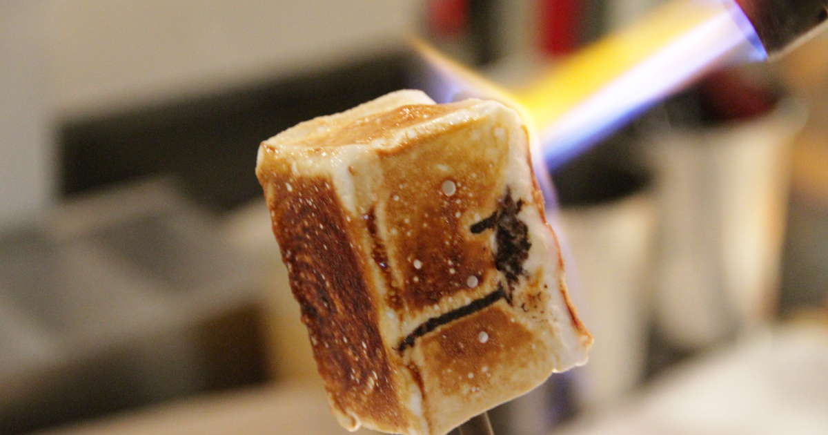 Frozen S Mores Pops Cronut Creator S Newest Sensation At Soho Bakery In Nyc Thrillist New York