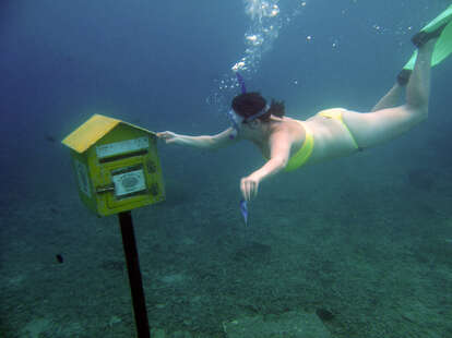 underwater mail delivery