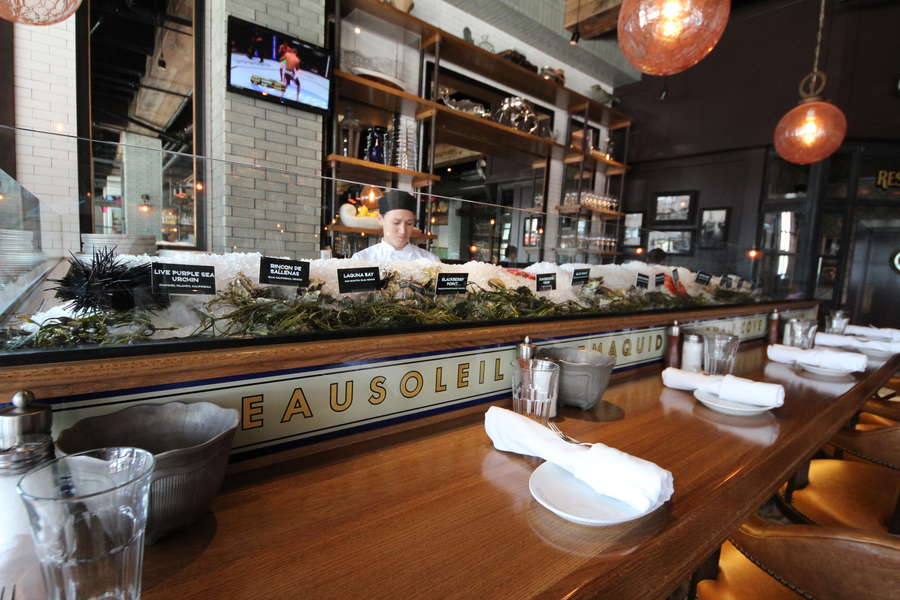 raw bar at the bluewater grille menu