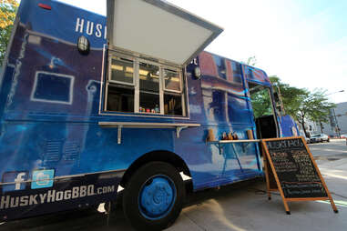 The Husky Hog BBQ food truck